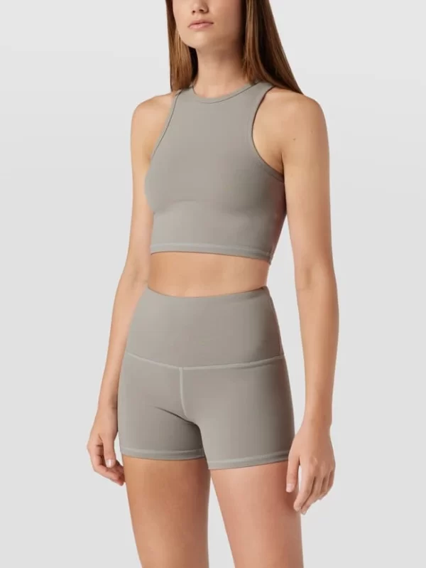 REVIEW Crop Top Mit Racerback – Khaki 5