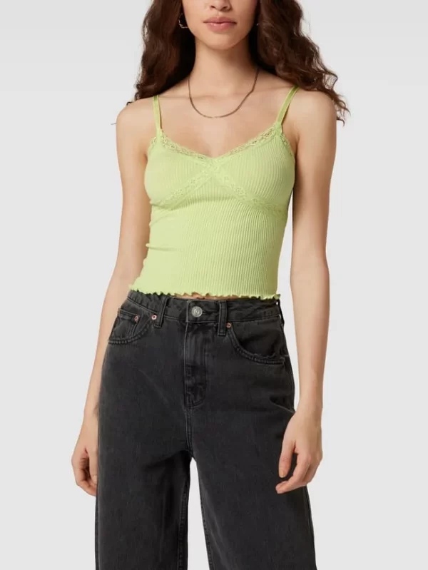 BDG Urban Outfitters Crop Top Mit Spitzenbesatz – Grün 5