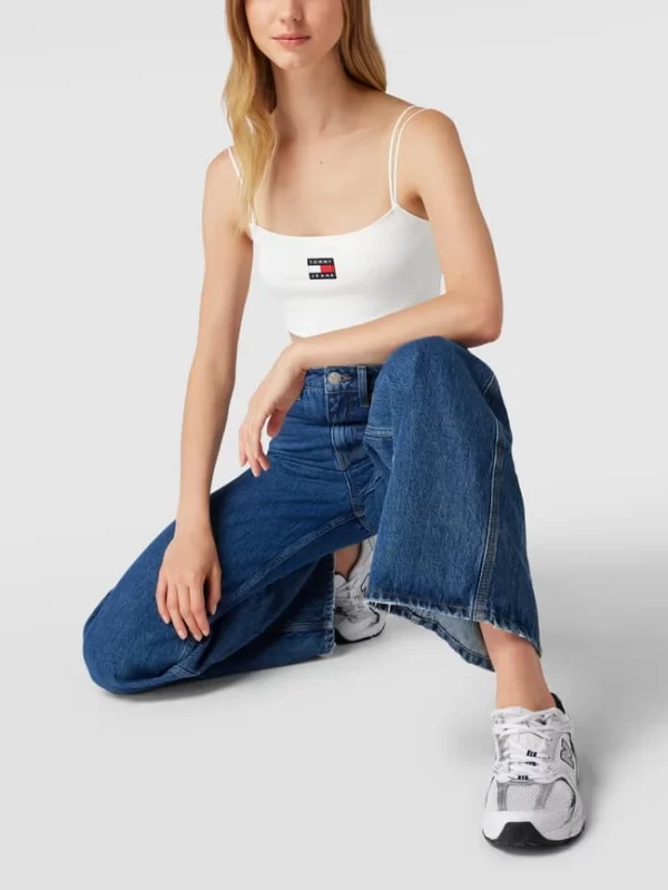 Tommy Jeans Crop Top Mit Label-Patch Modell ‘CROP RIB BADGE’ – Weiß 4