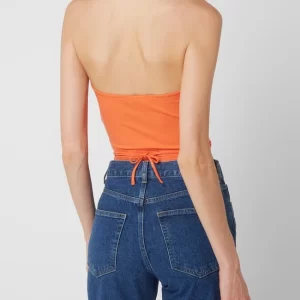 EDITED Crop Top Mit Neckholder Modell ‘Vilma’ – Orange 15