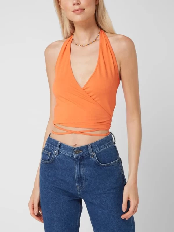 EDITED Crop Top Mit Neckholder Modell ‘Vilma’ – Orange 5