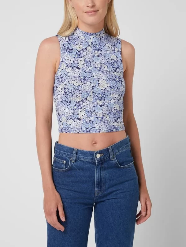 EDITED Crop Top Mit Floralem Muster Modell ‘Kaori’ – Bleu 5