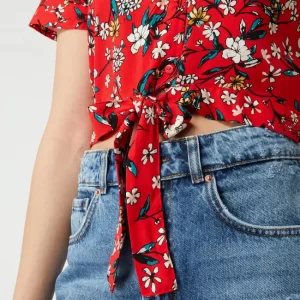 Vero Moda Cropped Bluse Mit Knotendetail Modell ‘Simply’ – Rot 18