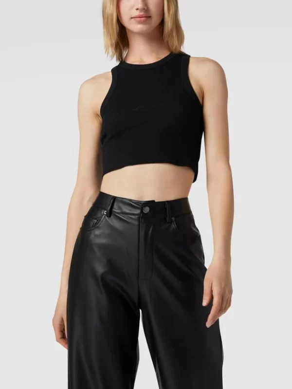 REVIEW Crop Top Mit Label-Stitching – Schwarz 5