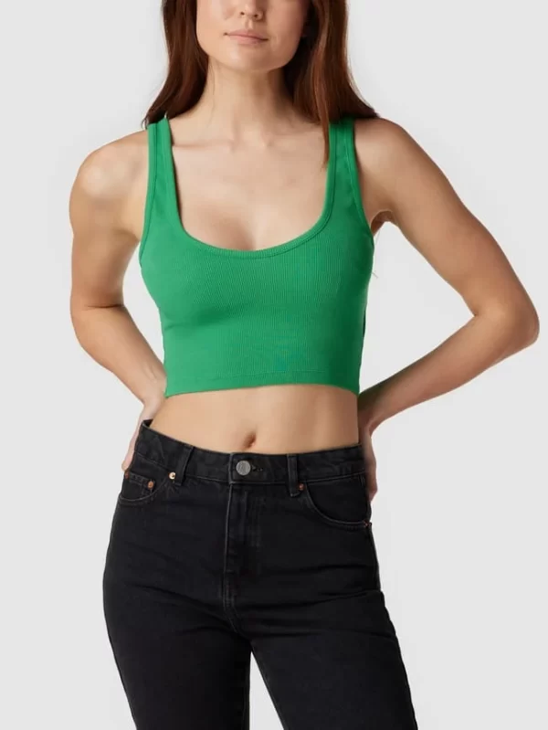 REVIEW Crop Top In Ripp-Optik – Smaragdgrün 5