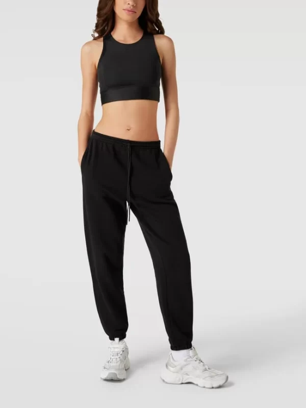 Puma Crop Top Mit Label-Print Modell ‘Motion’ – Schwarz 1